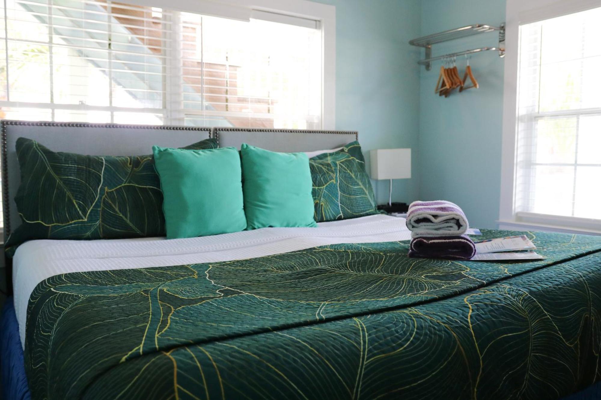 Caribbean House Hotell Key West Exteriör bild
