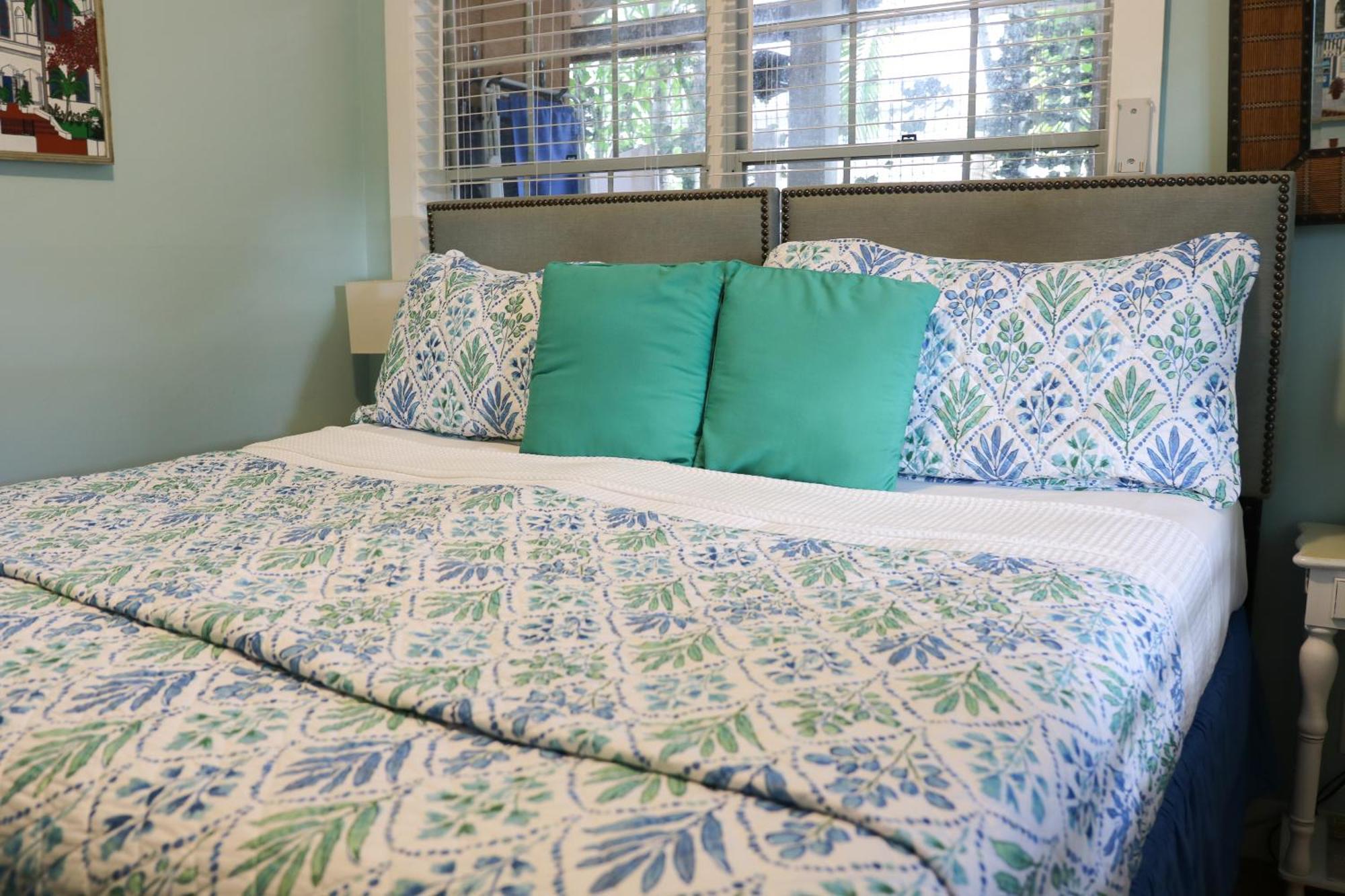 Caribbean House Hotell Key West Exteriör bild