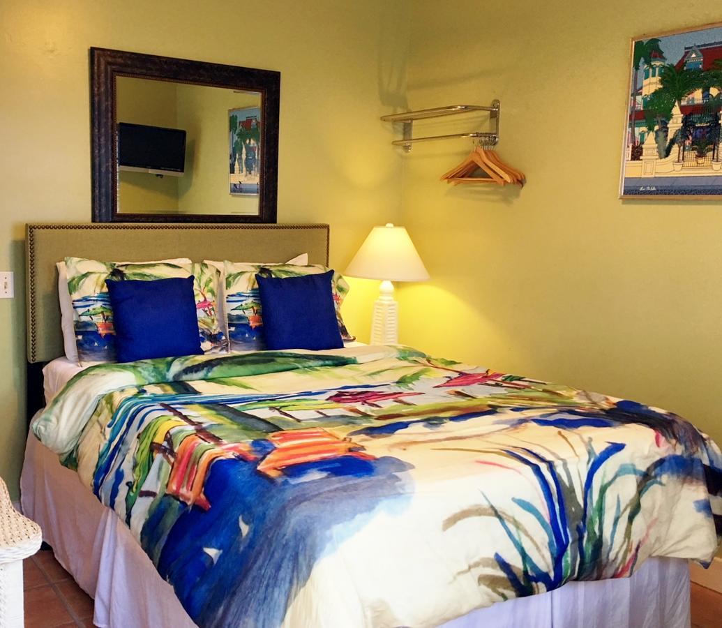 Caribbean House Hotell Key West Exteriör bild
